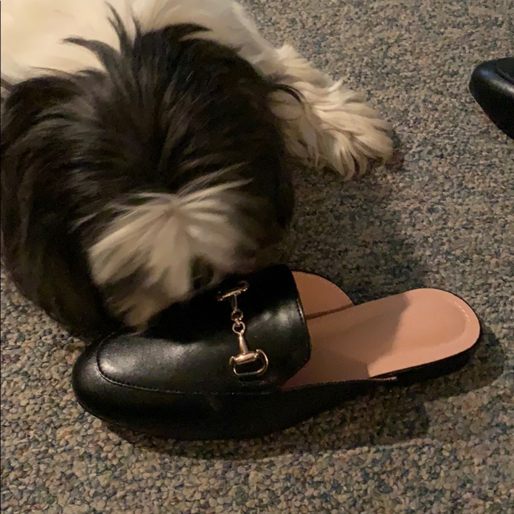 Gucci “like” black  slides